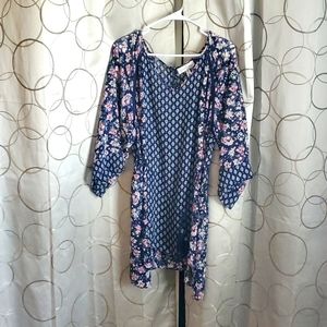 Womans Maternity top